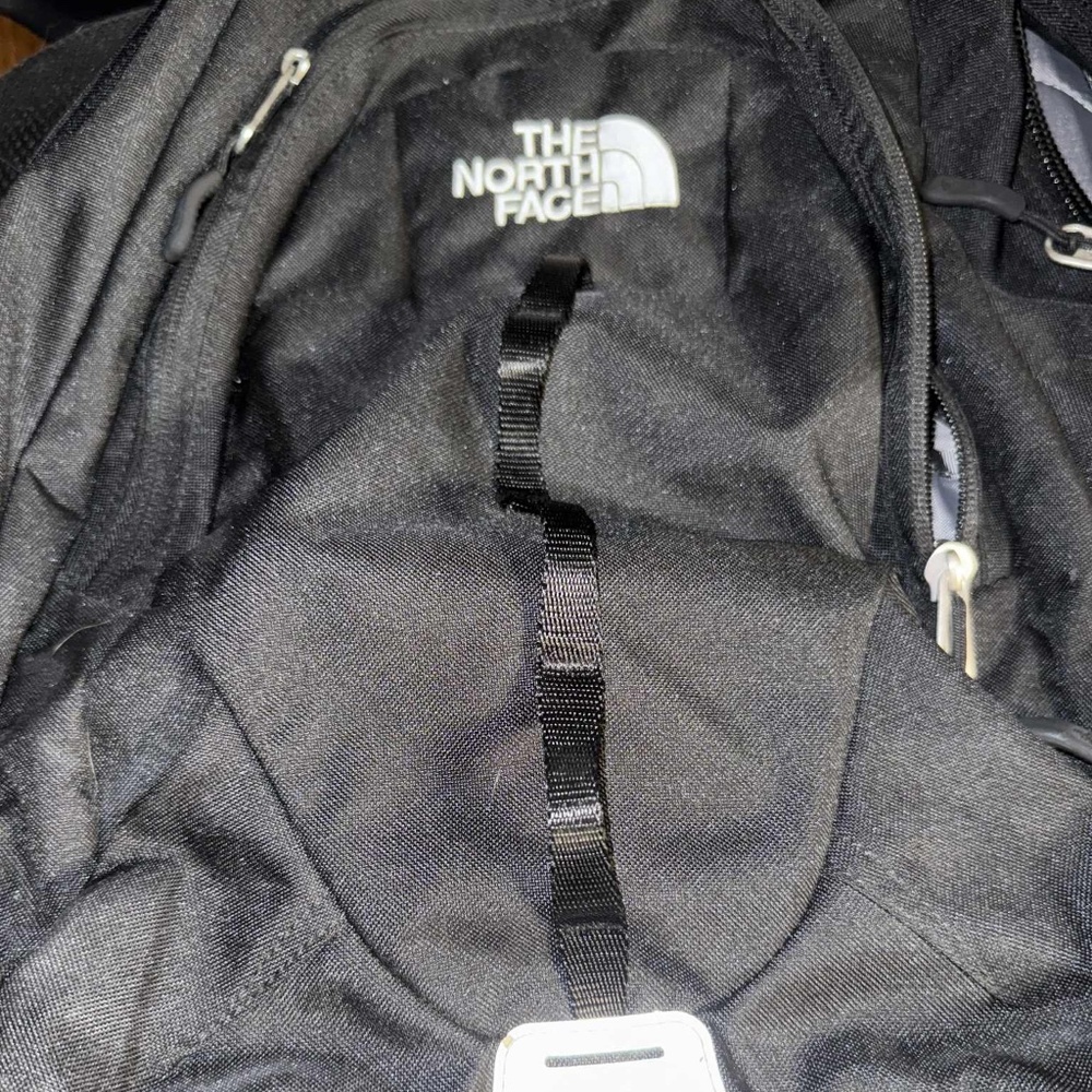 North Face Vault Backpack - Black - NWOT